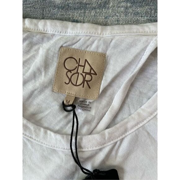 NWT! Chaser White Ruffle Lettuce Hem Open Wrap Back Short Sleeve Top Medium - Picture 3 of 7